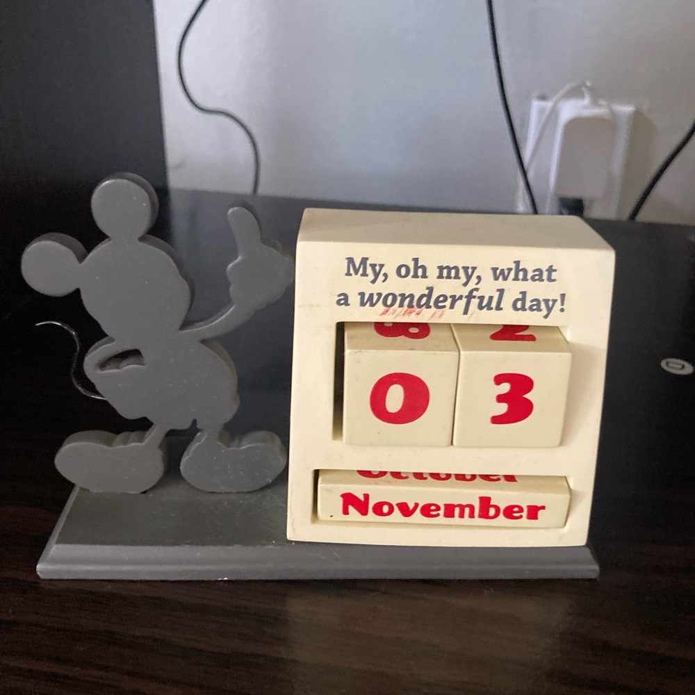Mickey Mouse block calendar